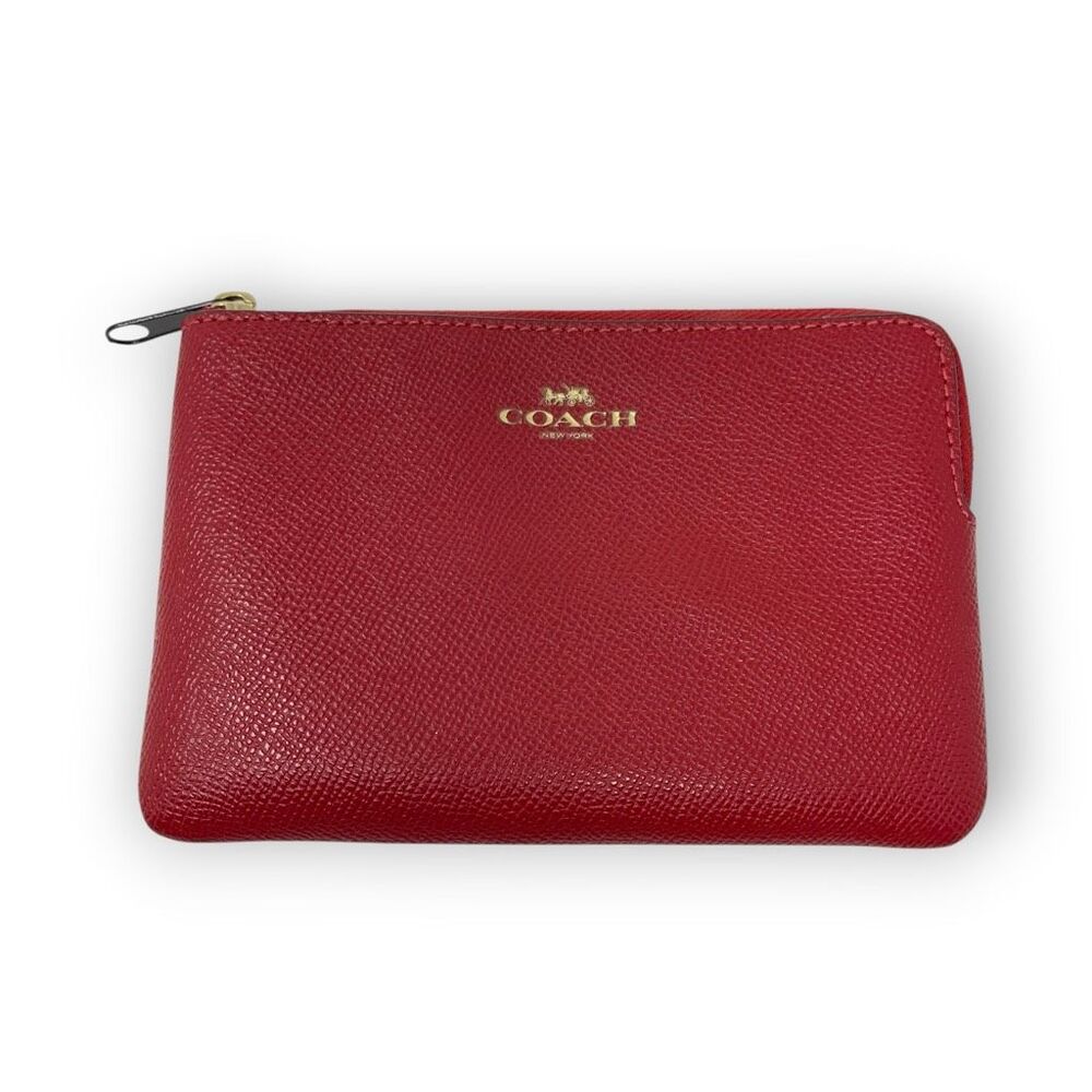 Coach Corner Zip Wallet Red Crossgrain Leather Card Pockets Lined Flawed